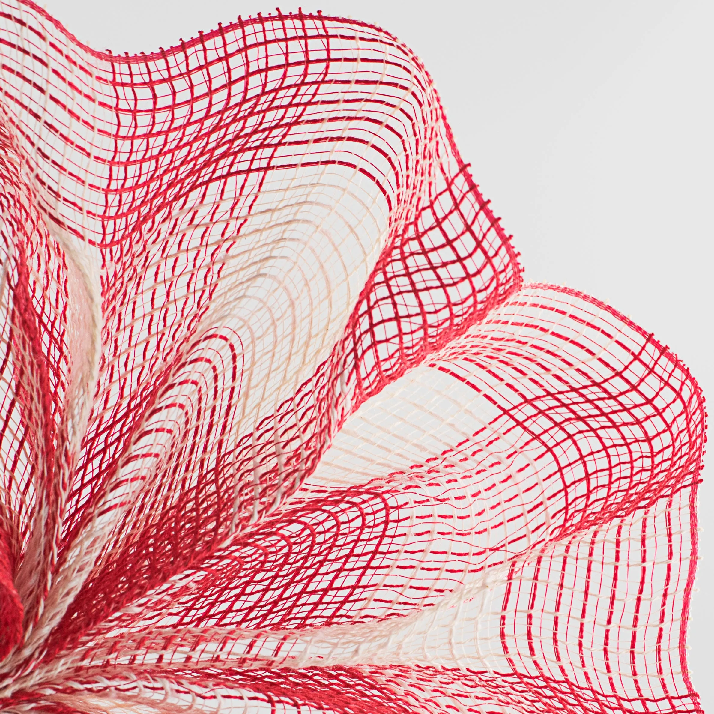 10" Fabric Mesh: Red & Cream Plaid