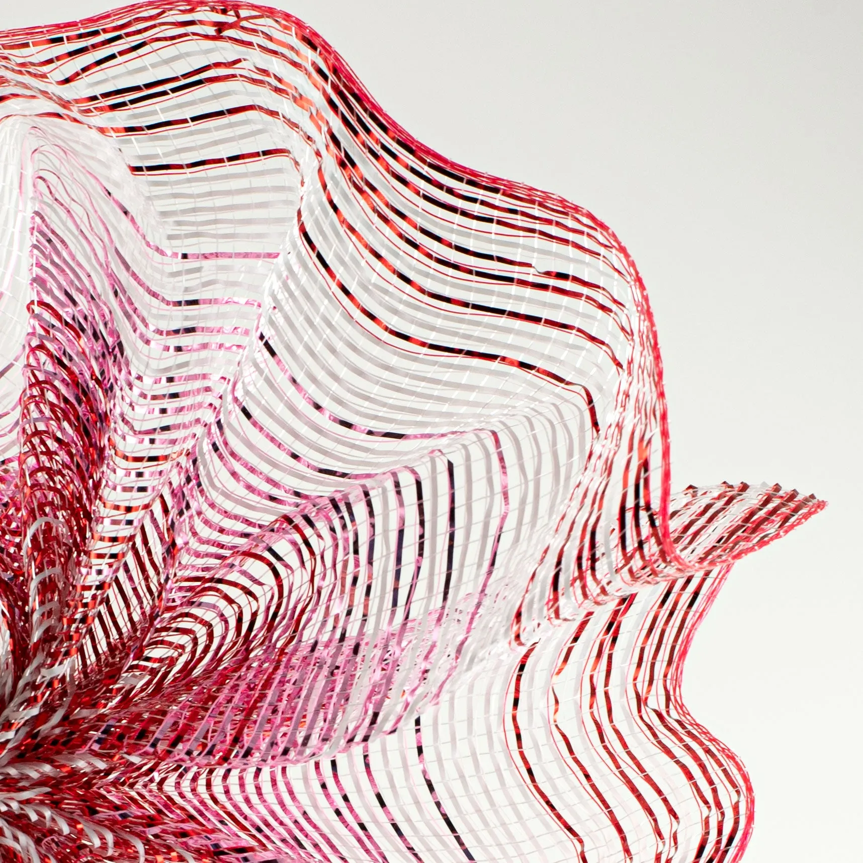 10" Metallic Ombré Mesh: Pink, Red, White