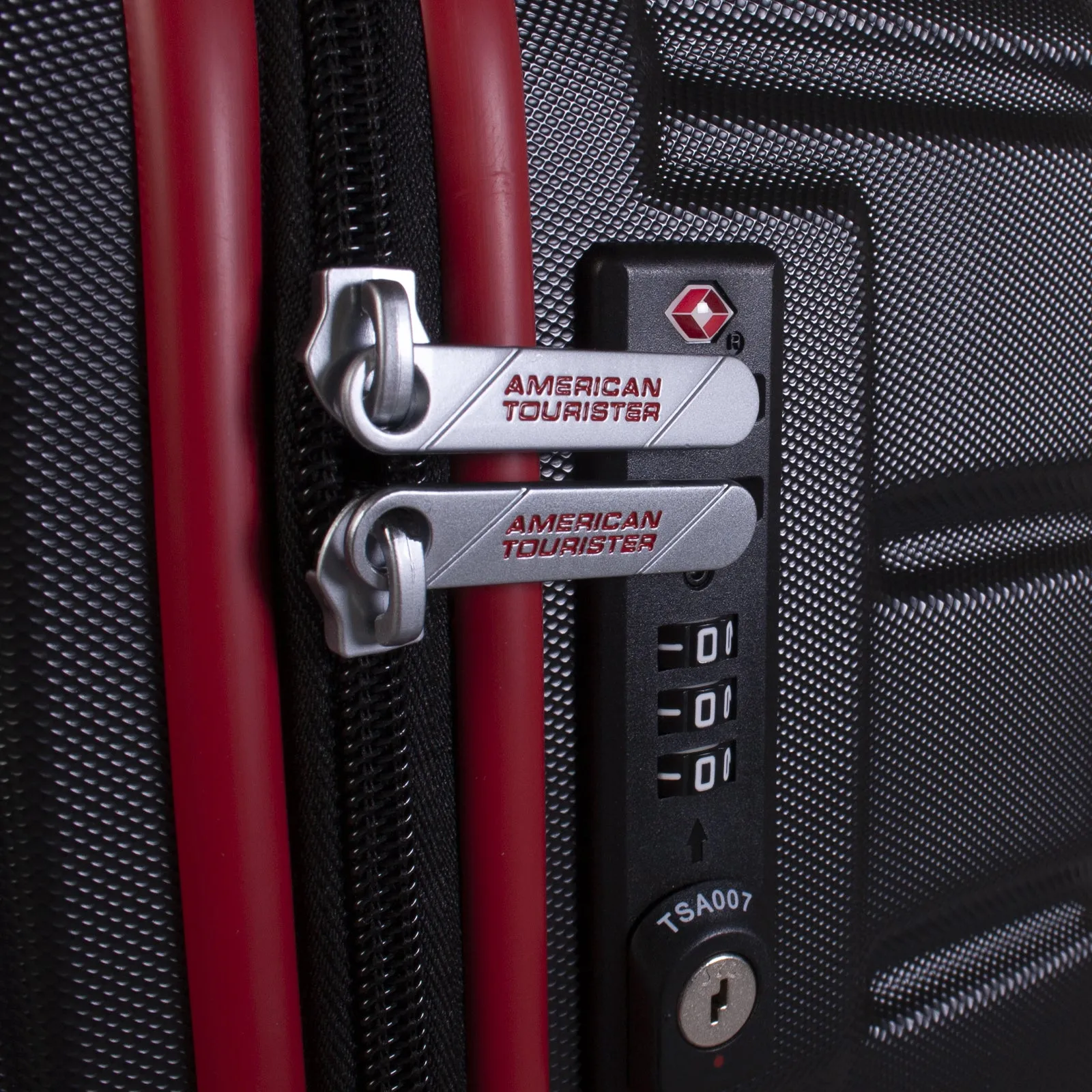 American Tourister 28'' Large Suitcase