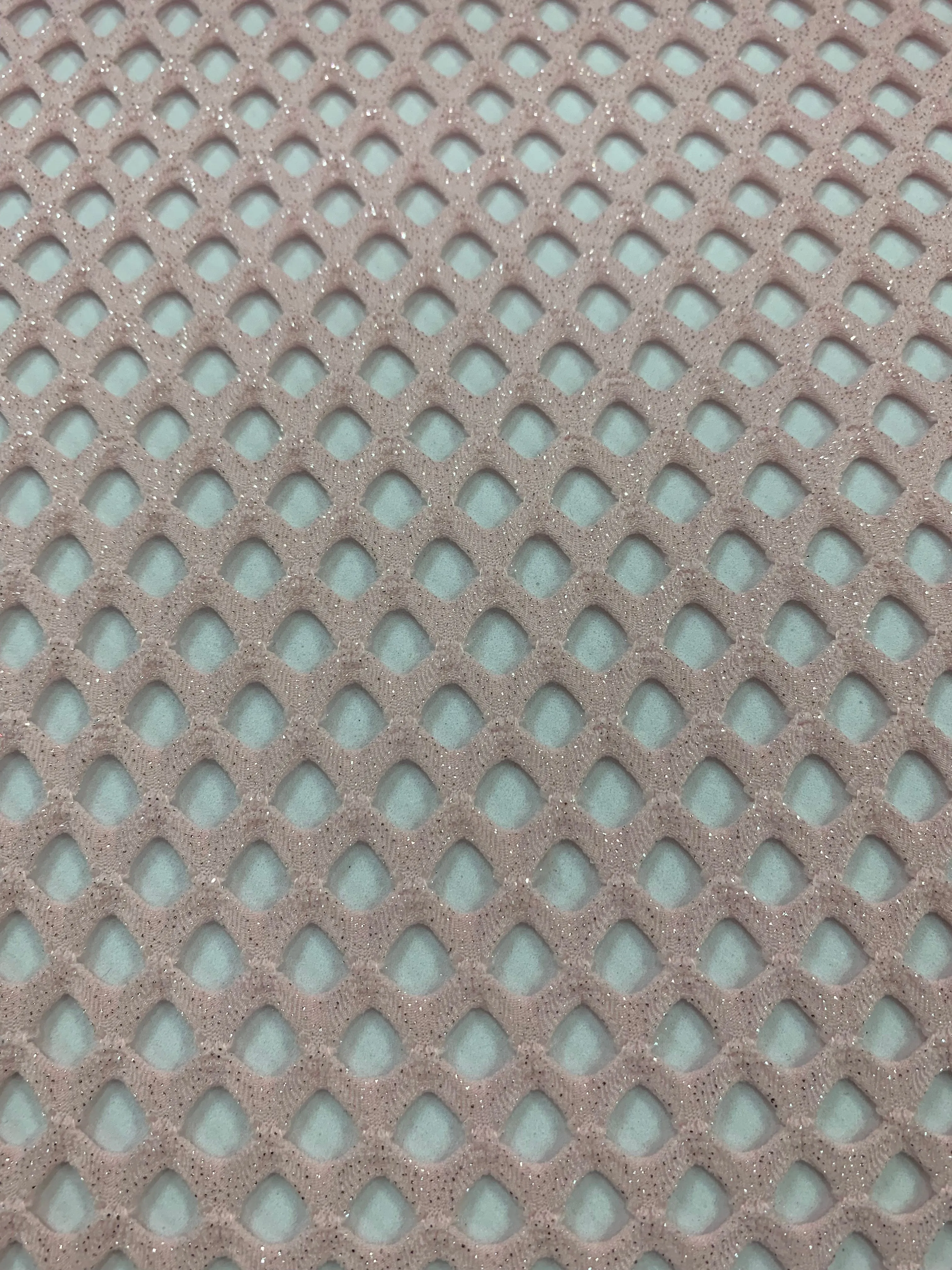 Big Hole Mesh