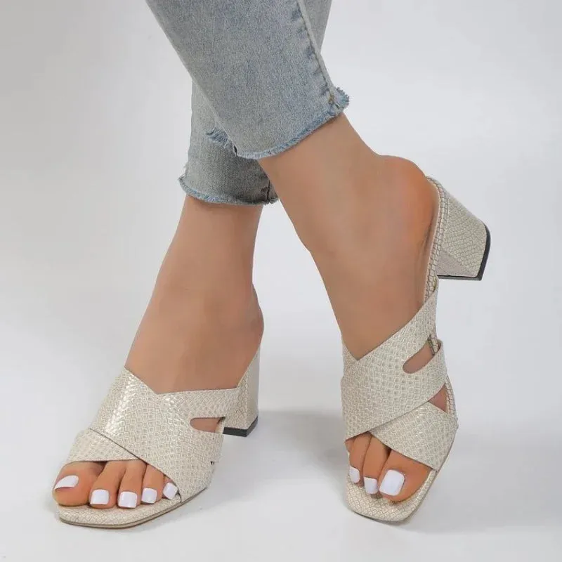 COBRA CRISSCROSS HEEL