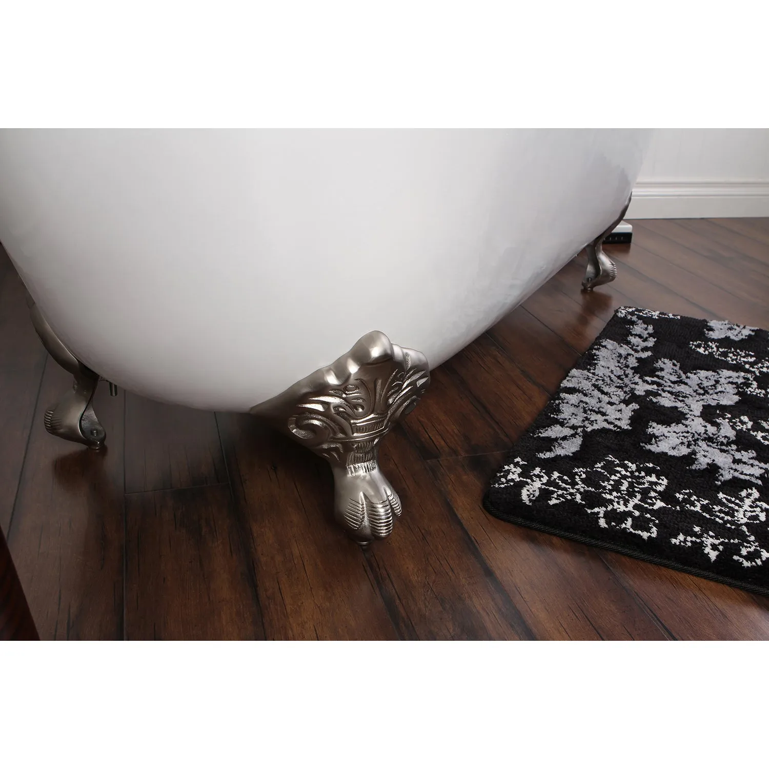 Double Ended Clawfoot Tub with Feet No Faucet Drillings