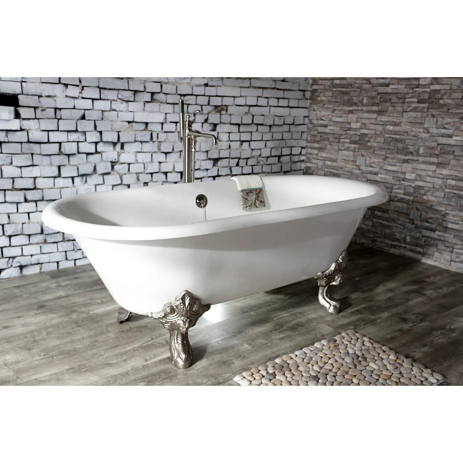 Double Ended Clawfoot Tub with Feet No Faucet Drillings