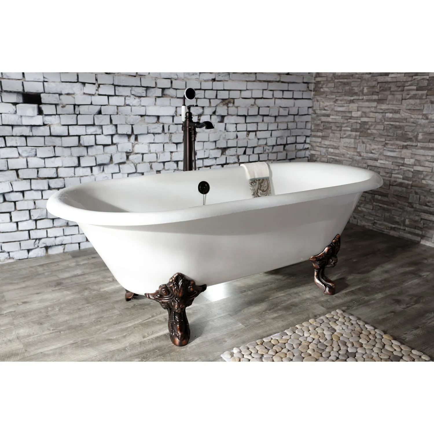 Double Ended Clawfoot Tub with Feet No Faucet Drillings