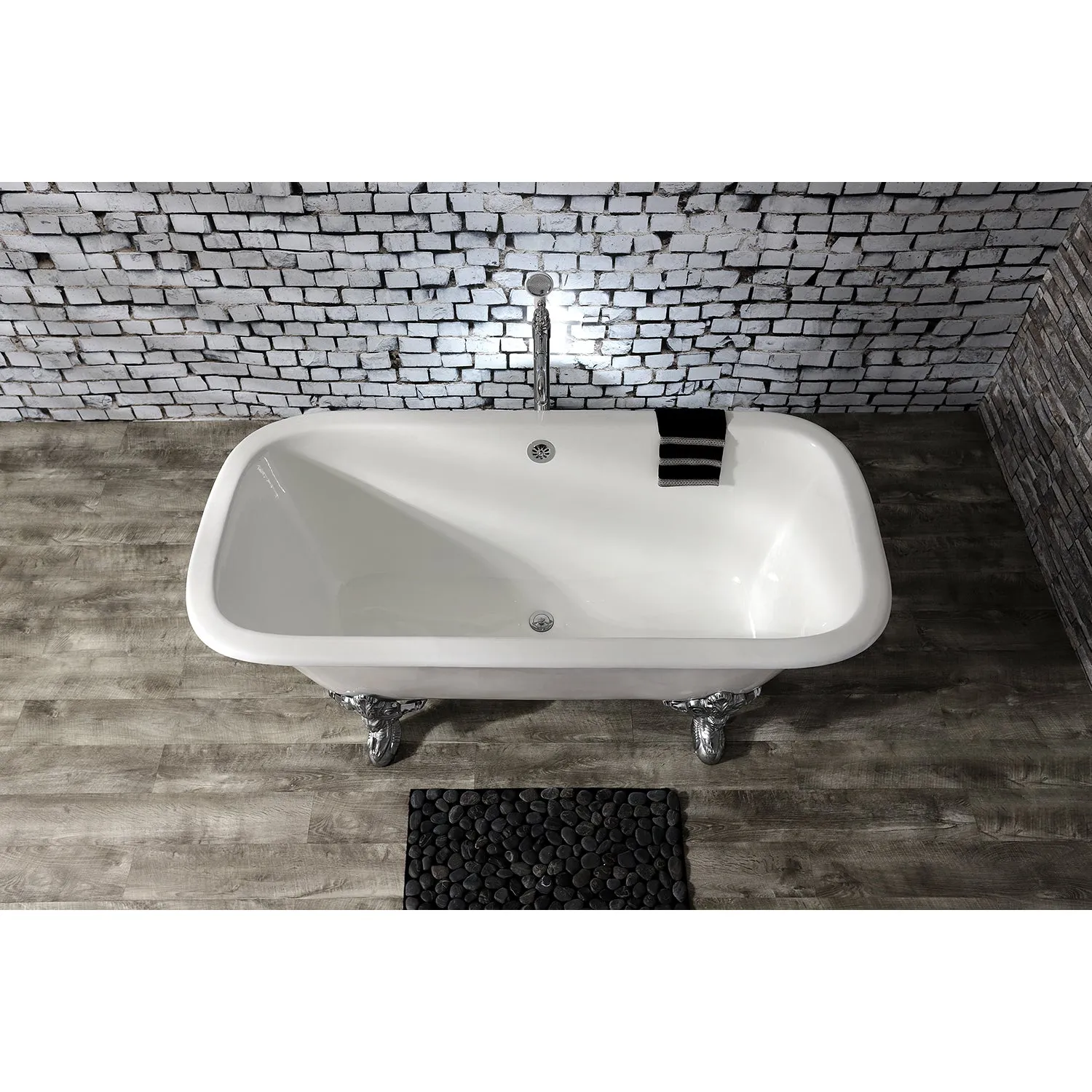 Double Ended Clawfoot Tub with Feet No Faucet Drillings