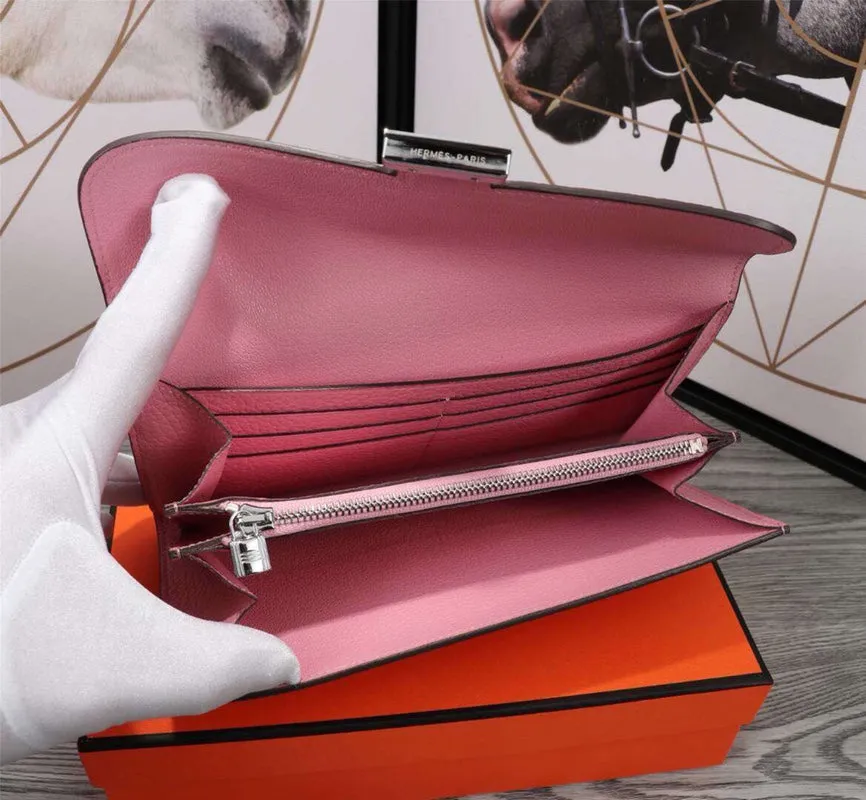 HM CLUTCH CONSTANCE 20.5 LIGHT PINK CALFSKIN SILVER HARDWARE