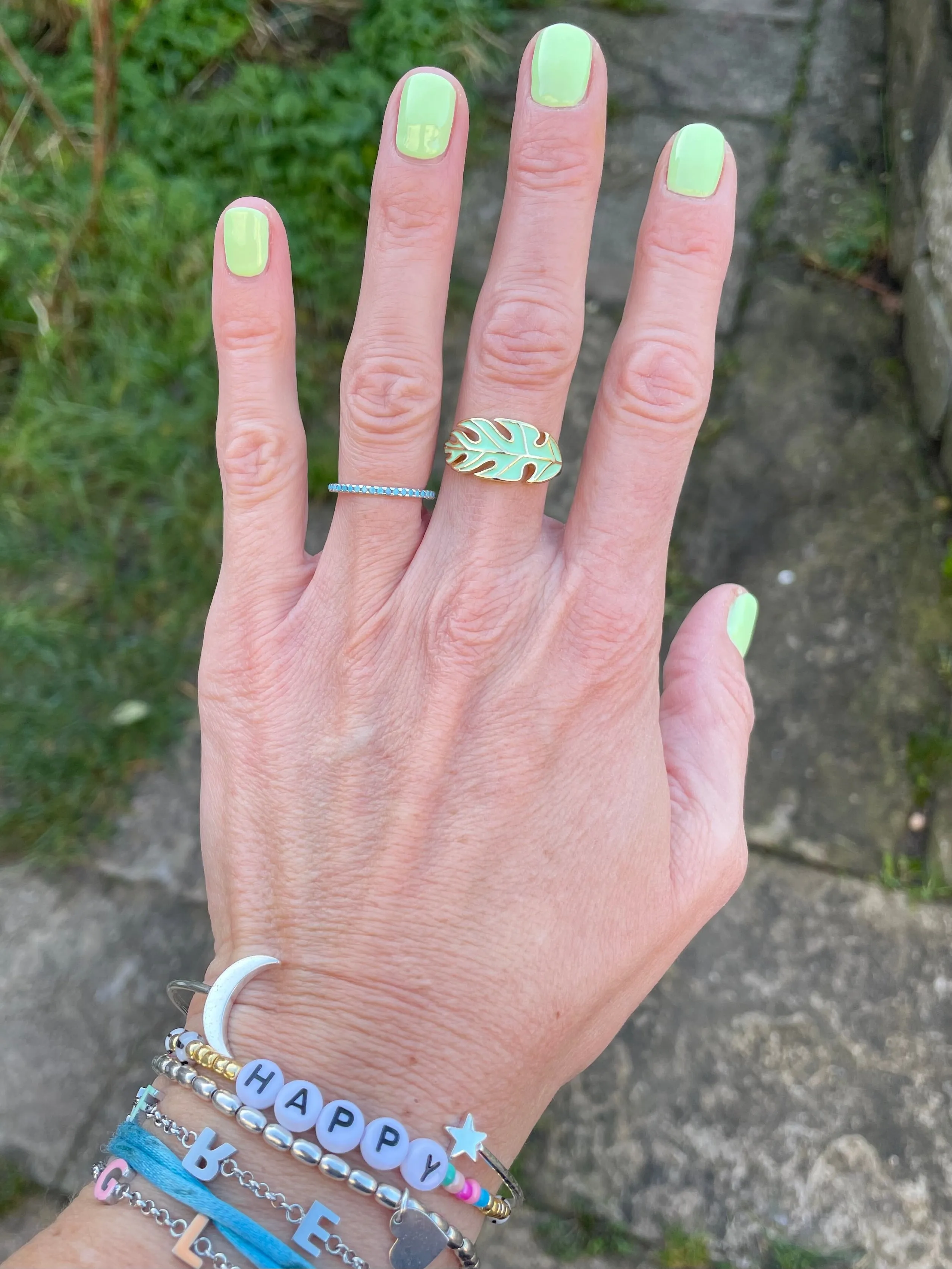 Monstera Leaf Ring