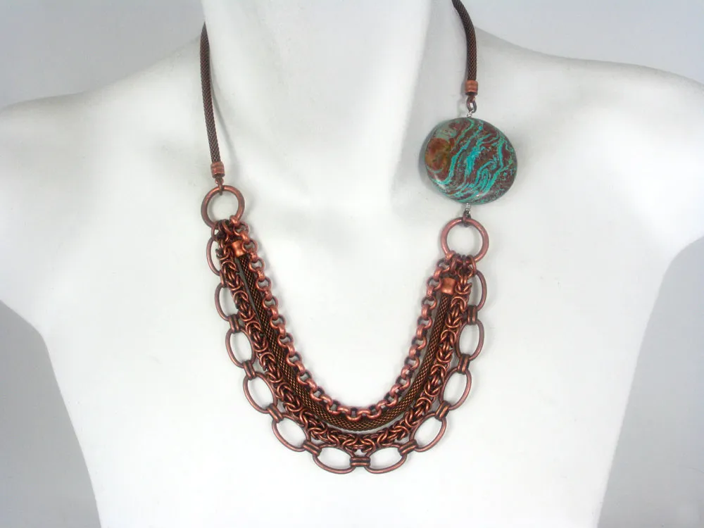 Multi-Chain Mesh Necklace with Stone
