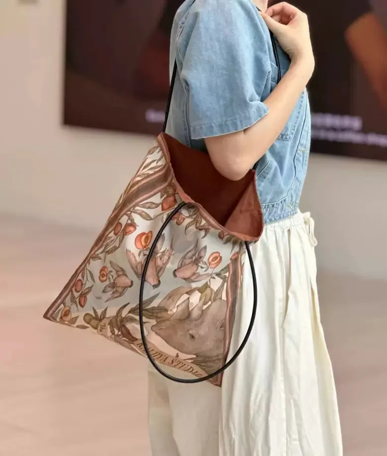 RHINO print cotton tote