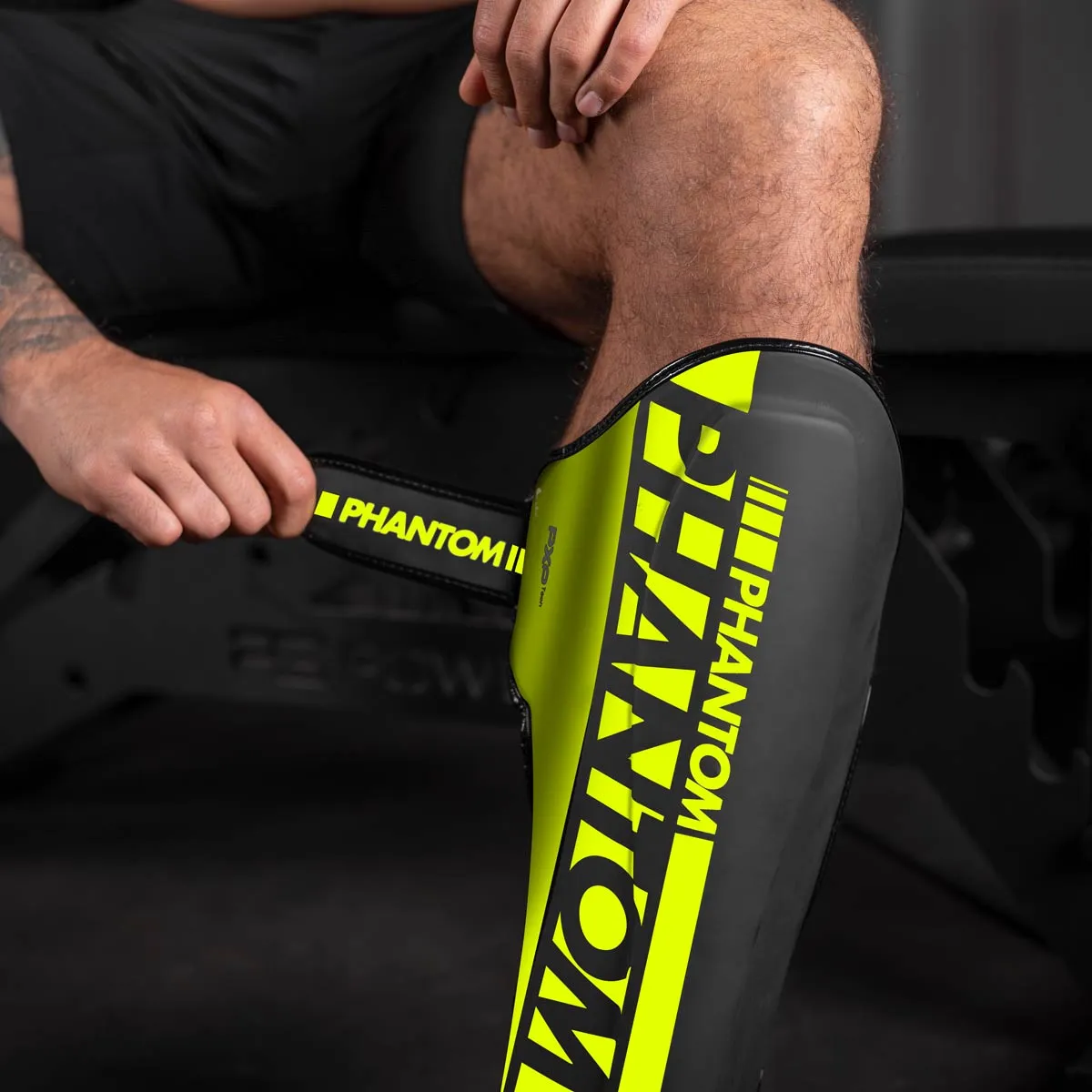 Schienbeinschutz APEX Striking - Neon
