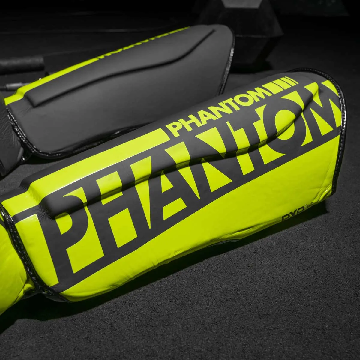 Schienbeinschutz APEX Striking - Neon