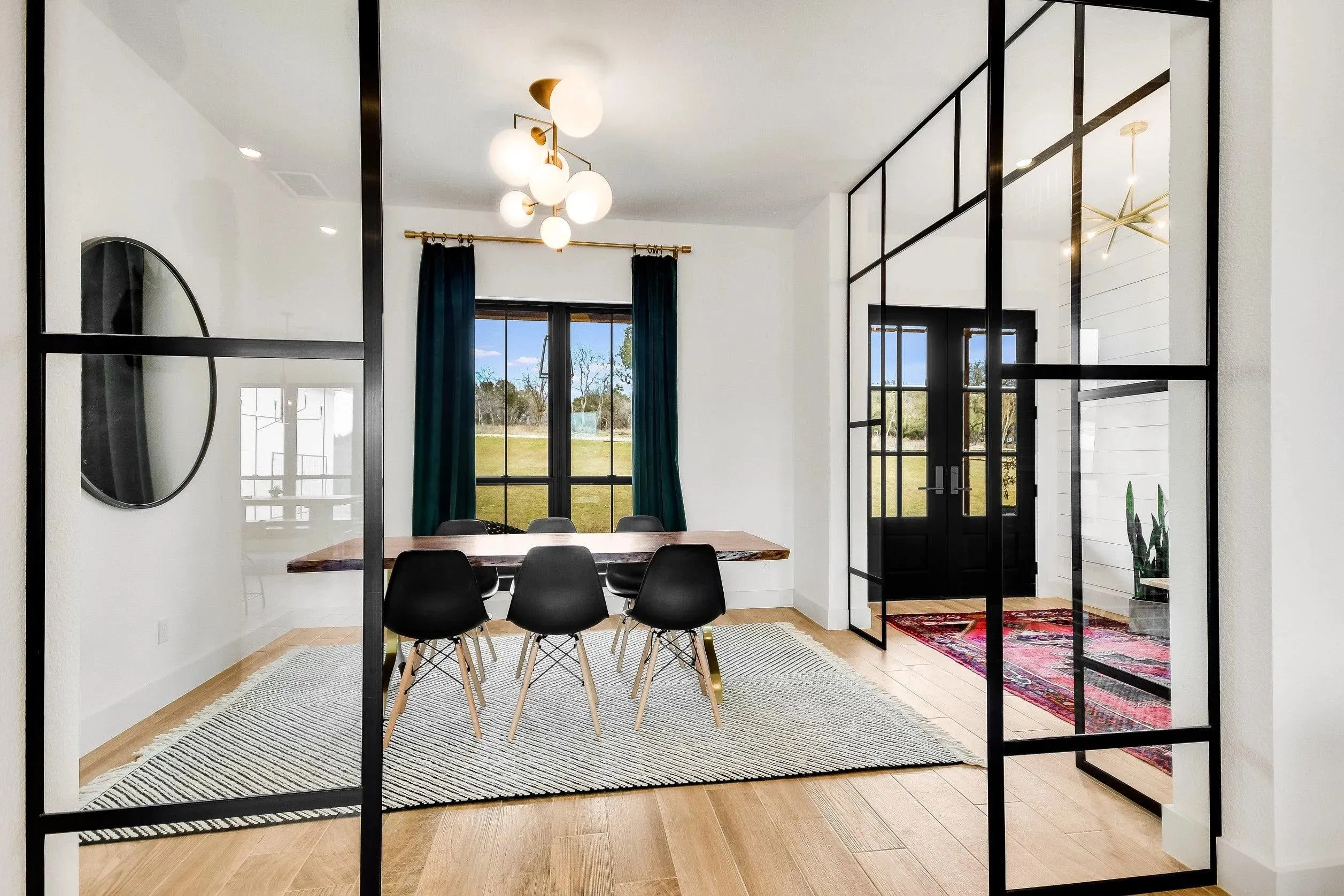 Spacious 2,686 sq ft Family Home with Bonus Room