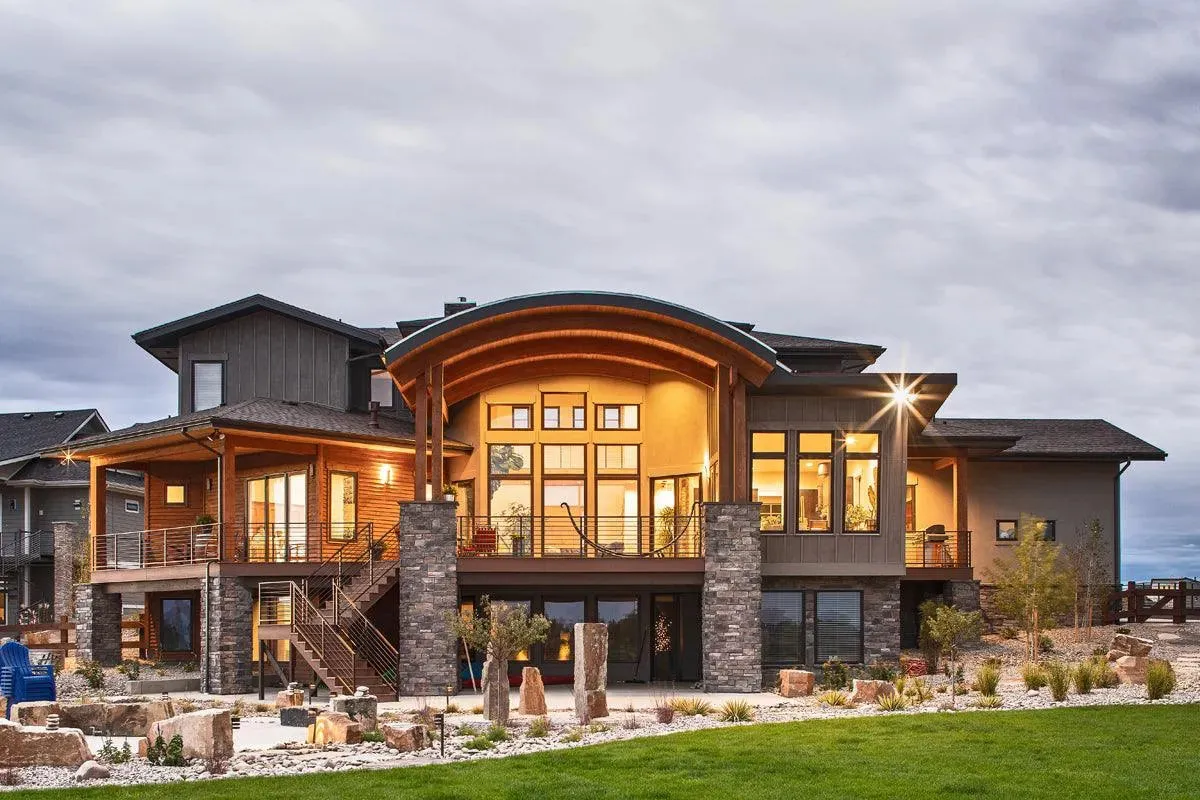 Spacious 3-Bedroom Home with 3,587 sq ft of Living Area