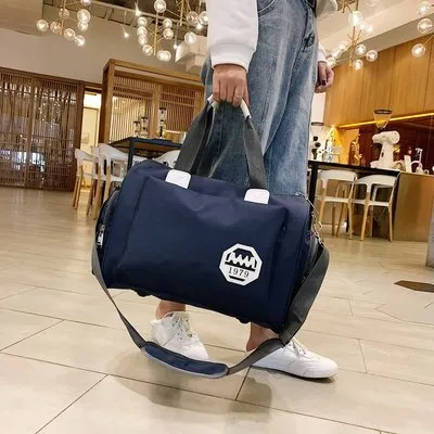 travel handbag customizable