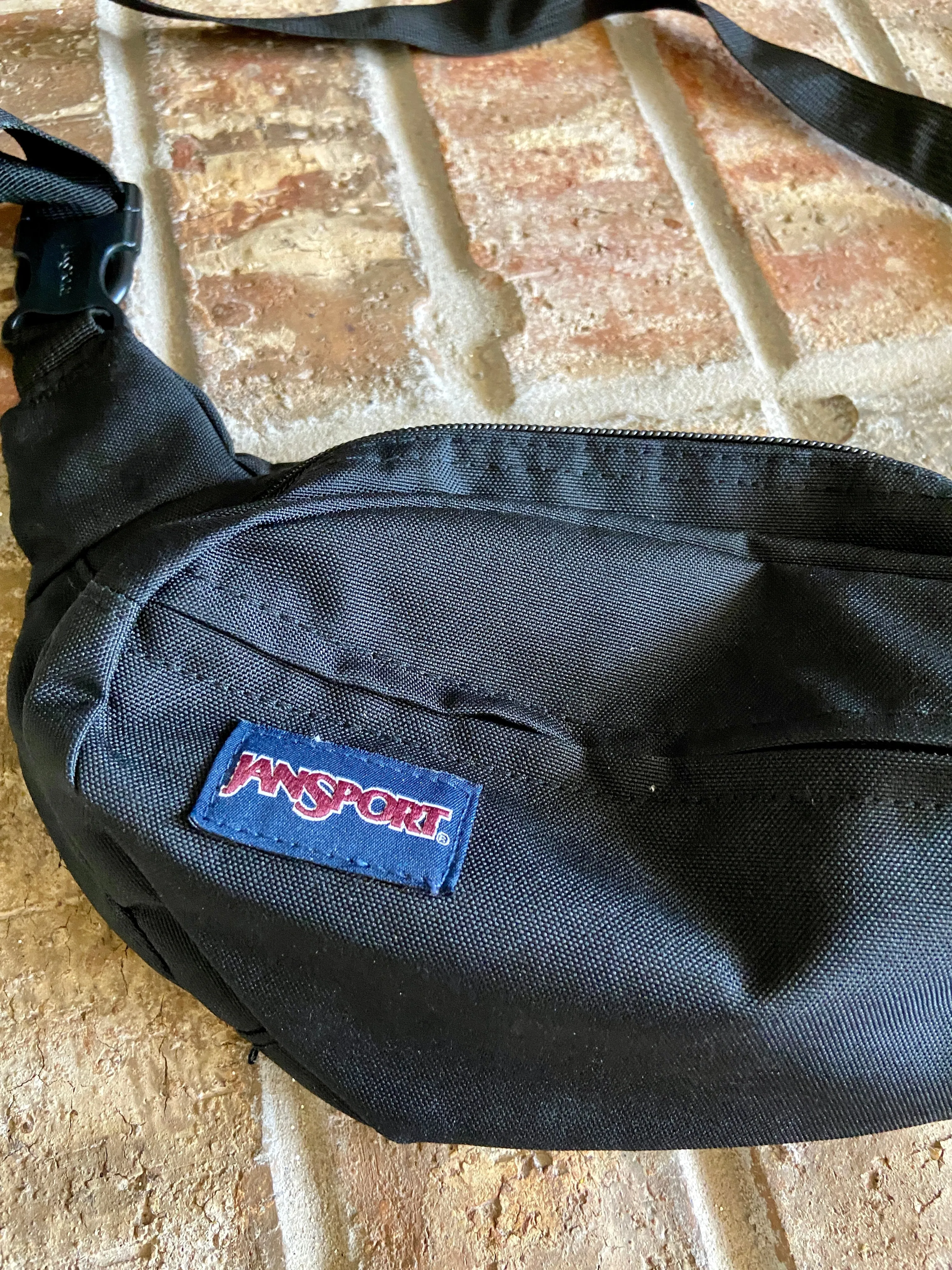 Waist bag